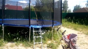 Как выбрать батут с сеткой? Размер, качество, фирмы, нюансы.
