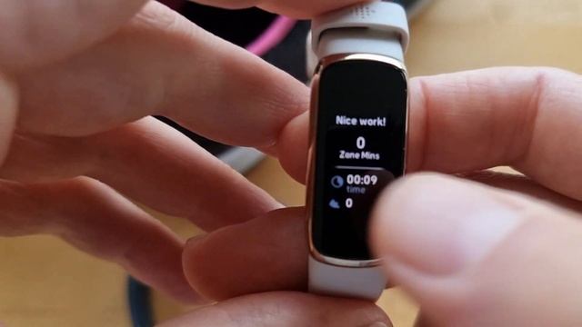 Fitbit Luxe vs Fitbit Sense COMPARISON [Which to Choose] смотреть онлайн