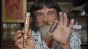 МАУГЛИ С АЛТАЯ, Оджан Наумкин. Его родители-отшельники ушли в горные леса и там родился сын...