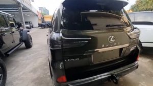 Lexus LX570 ឆ្នាំ2021 Black Edition S Kuro Color Khaki Green