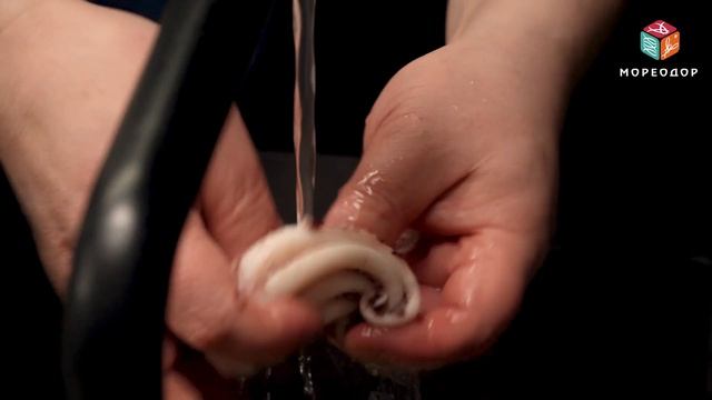 Как приготовить салат с щупальцами кальмара? Рецепт салата с морепродуктами от шеф-повара смотреть онлайн