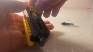 Как сделать flip knife из лего техник!