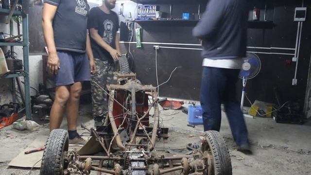 Багги Из Коляски Явы и Мотороллера Муравей. Распиливаем доноров смотреть онлайн