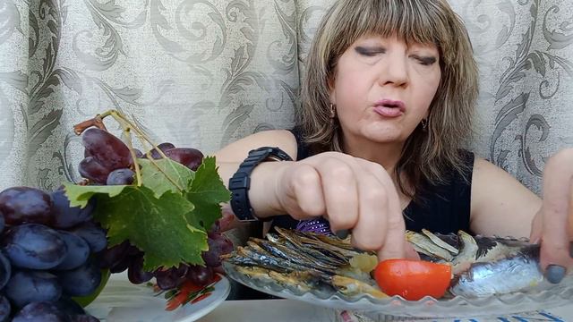 9 сентября 2022 г.Мукбанг🐟 Иваси Килька Пюре Самый Молодой👤 Ну такое написать 😄О Ля Ля💖 смотреть онлайн