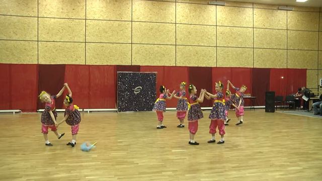 Прогулка на луг смотреть онлайн