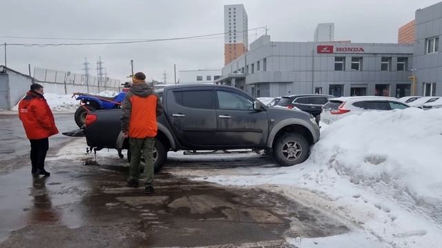 ПОКУПАЕМ КВАДРОЦИКЛ ХОНДА-420 . Хороший квадроцикл за 950 тысяч рублей. Трейд ин нашего Гризли-125. смотреть онлайн