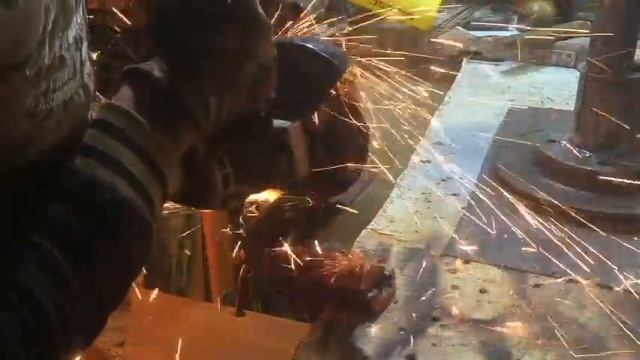 От такого ты не сможешь отказаться. Стулья из автозапчастей. Как сделать из автозапчастей стулья. смотреть онлайн