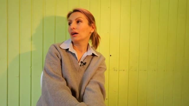 Психологи сами "психи", они когда-то начинали лечить себя и сделали это своей профессией? смотреть онлайн