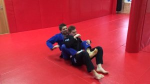 Выход за спину кувырком бжж (back mount bjj)