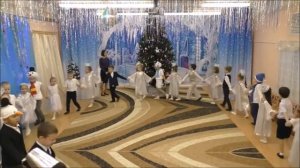 Авторский хоровод "ЗДРАВСТВУЙ, ЗДРАВСТВУЙ, ЁЛКА!" сл. и муз. Е.В.Шурахова.