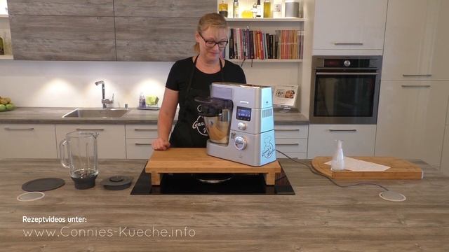 Zucchini Suppe - Kenwood Cooking Chef Gourmet смотреть онлайн