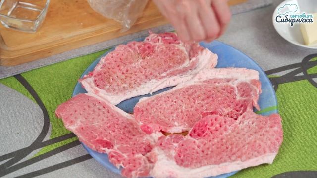 Только вкуснейшее мясо и ничего лишнего – насыщенные отбивные из свинины! Блюдо на ужин!