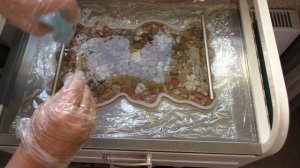 Поднос своими руками из эпоксидной смолы и камней "Берег Гурзуфа".