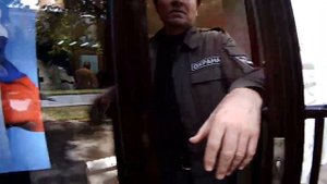 БЕСПРЕДЕЛЬЩИКИ ИЗ ЧОПа " КОИС " И ЗАПРЕТ НА СЪЕМКУ ВИДЕО (магазин цветов " РОЗЕТТА " )