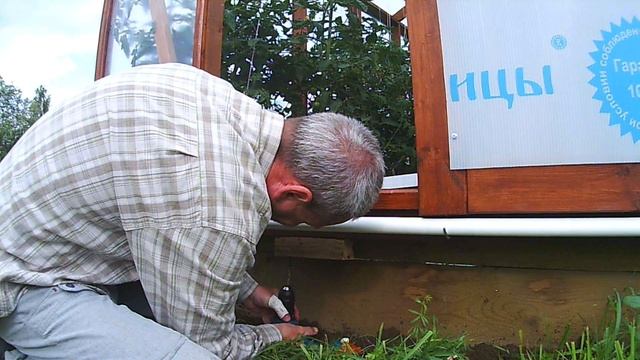 Сдвижная дверь для теплицы своими руками. DIY Sliding door for a greenhouse смотреть онлайн