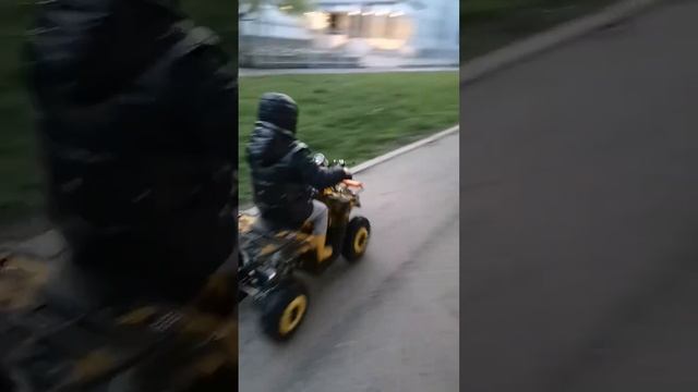 Детский квадроцикл Грин кэмэл к40! Обкатка!