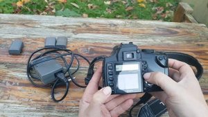 Древняя зеркалка Canon EOS 350D