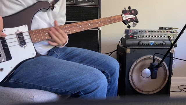 Permanent Waves Bass Tone - ASHLY SC-40 + Rickenbacker - Geddy Lee смотреть онлайн