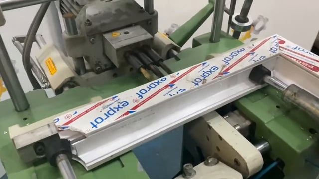OZCELIK GELAXY III Копировально-фрезерный станок с тройным сверлением отверстий под ручки #obbu.ru