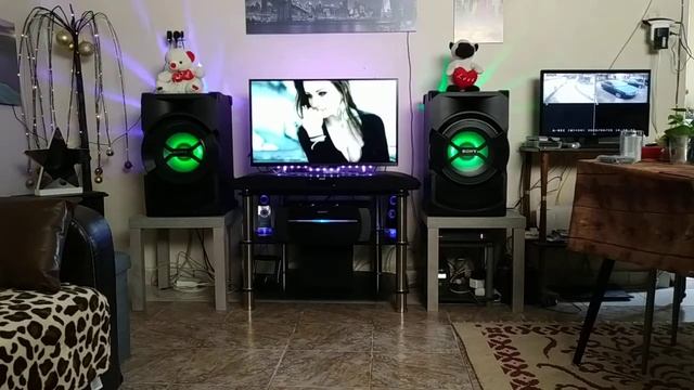 Sony Shake X30d смотреть онлайн