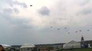 Десантирование с 2-х бортов Ан-2