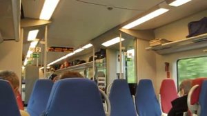 Ласточка. Прибытие на станцию Любань (объявление на английском)