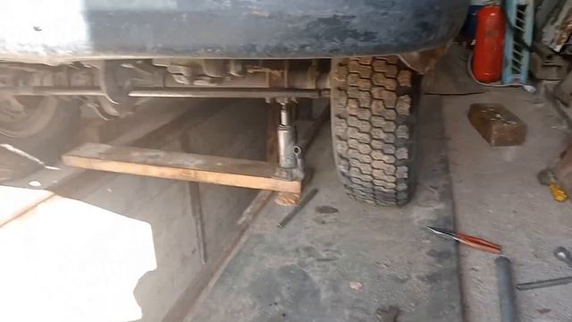 УАЗ замена наконечников рулевых тяг. смотреть онлайн