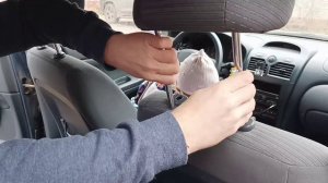 Как сделать автомобильный держатель для телефона за подголовник своими руками за 100 рублей