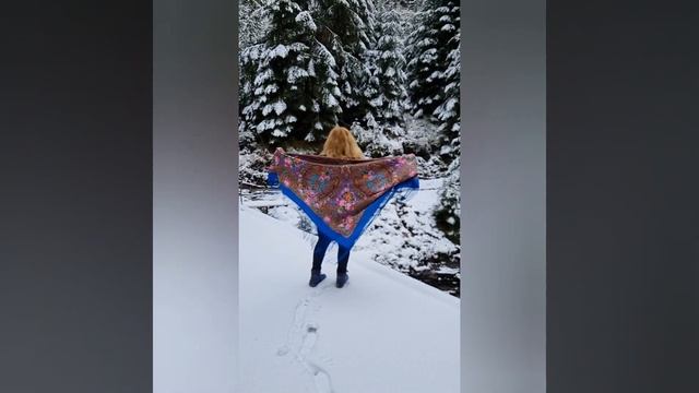 Зимнее волшебство #зима2022#павловопосадский#платок#платки#шаль#видео