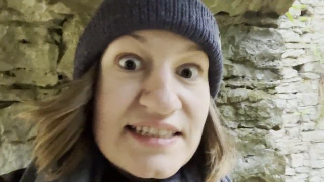 ЗАБРОШЕННЫЙ ЗАМОК В ЛЕСУ, СТАРАЯ ЦЕРКОВЬ И ПР. смотреть онлайн