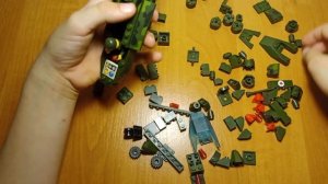 Сборка военного самолёта из конструктора Lego.