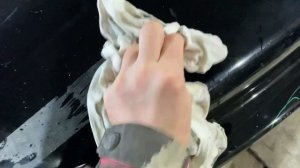 как удалить остатки скотча с авто, как удалить остатки наклеек эвакуации авто. удаление клея с авто