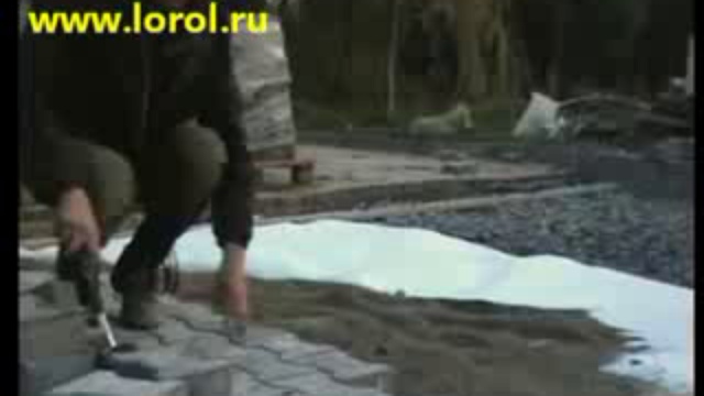 Мощение тротуарной  плиткой 0