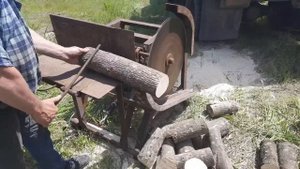 Заготовка дров.Самодельный станок для резки брёвен.