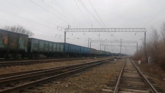 Электровозы ВЛ80с 1095/1897 с грузовым поездом. смотреть онлайн