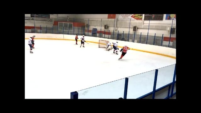 «Ангел Сибири-2000» разгромлен на своём льду командой Орска смотреть онлайн