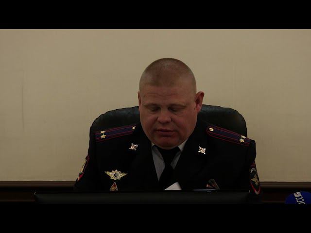 В Смоленске молодые полицейские приняли Присягу сотрудника органов внутренних де