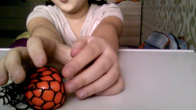 Открываю игрушку антистесс!!! Весёлые и зобавные видео!!!!! Смотреть всей семье!!!!! :-) смотреть онлайн