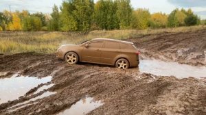 SUBARU TRIBECA B9 off road