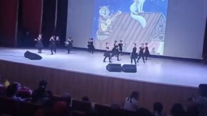 танец " Кошек"