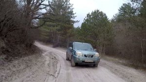 DUSTER VS.  X-TRAIL
