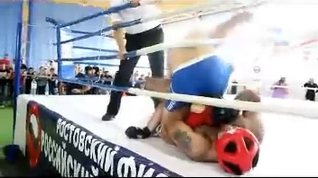 Армен Ананян против Атмира Молова