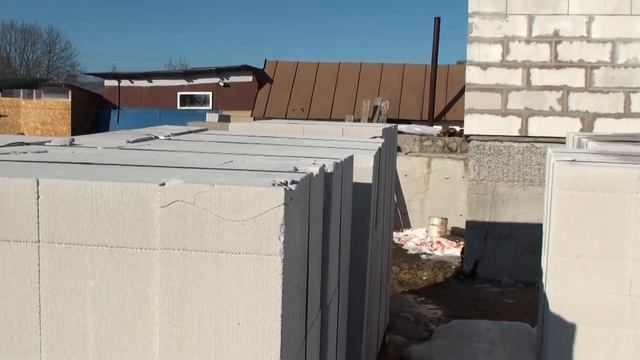 Как пережил газобетон зиму. Бюджетная кровля для дома. Металлочерепица, ондулин или шифер. смотреть онлайн