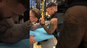 Фитнес-клуб  X-Fit / Старый Оскол / Армрестлинг