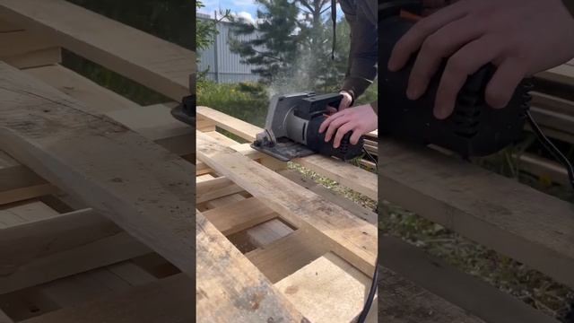 Мебель из поддонов! Продолжение следует… #дачнаямебель #мебельсадовая