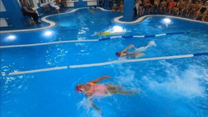 Детские соревнования по плаванию