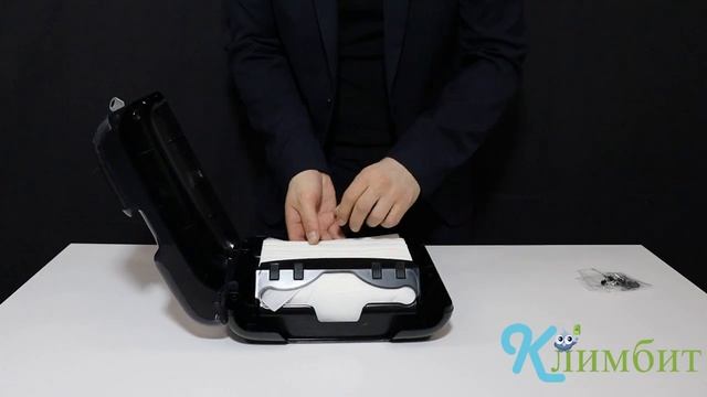 Диспенсер бумажных полотенец Tork 552108 Xpress Multifold H2 __ Климбит