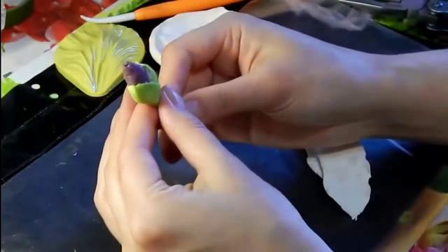 Ирис из холодного фарфора стебель листья бутоны