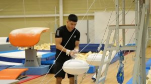 ПРОВЕРКА ГИМНАСТА - Тройное сальто с брусьев. Залетел на перекладину