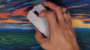 Razer DeathAdder V3 Pro vs Logitech G Pro X Superlight - Is Razer copying Logitech again?